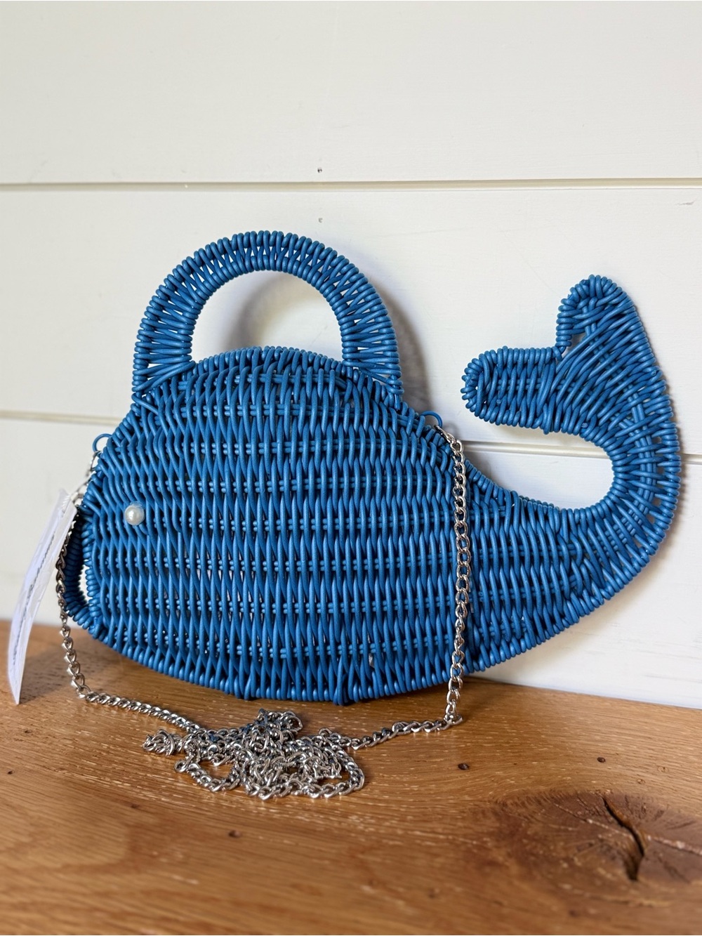 NWT Tommy Bahama Viral Rattan Whale Novelty Bag